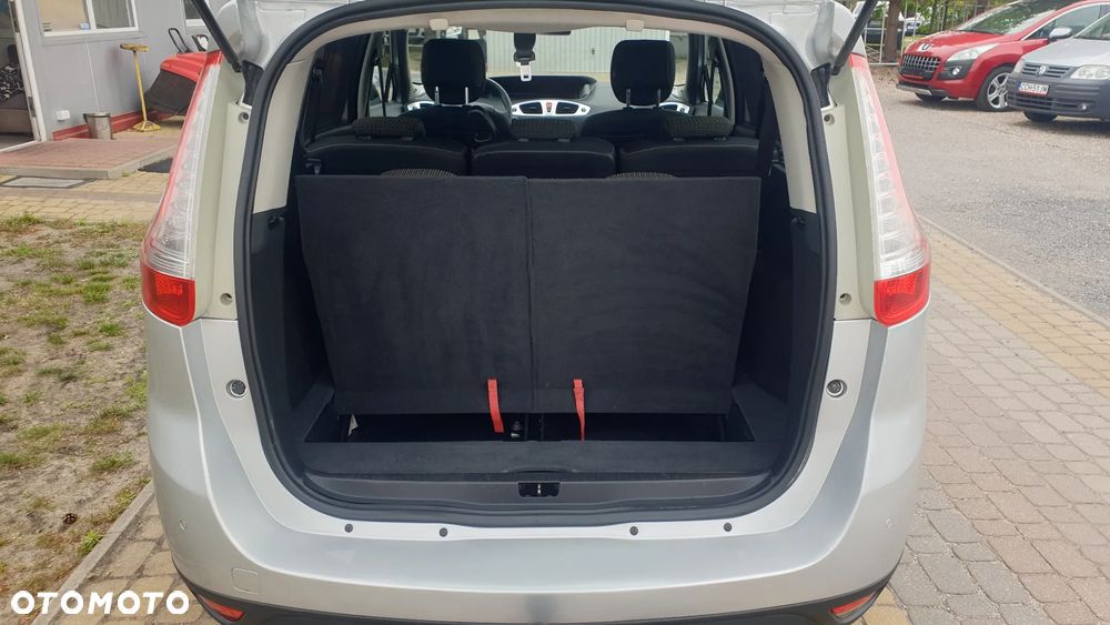 Renault Scenic - 9