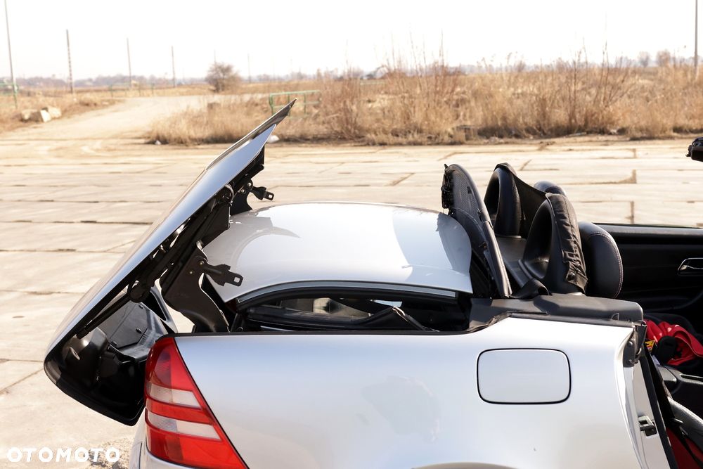 Mercedes-Benz SLK - 24