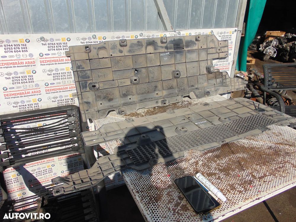 Scut lateral Renault Megane 4 an 2016-2023 scut stanga dreapta cod 748146598r 748155384r - 3