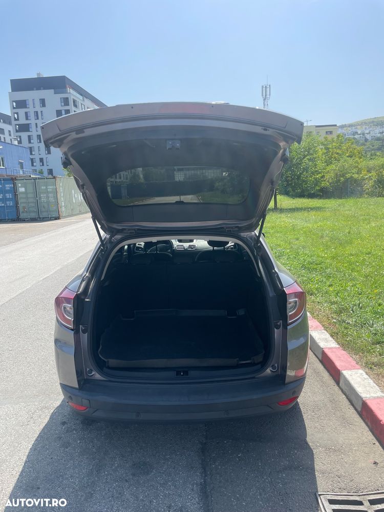 Renault Megane 1.5 dCi EDC Olympic - 5