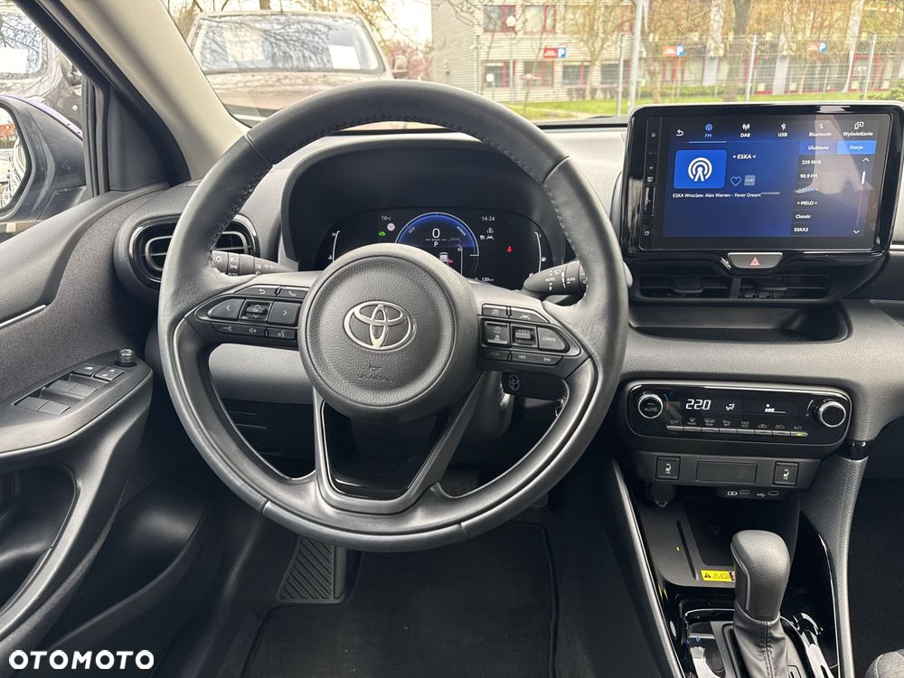 Toyota Yaris Hybrid 1.5 Style - 12