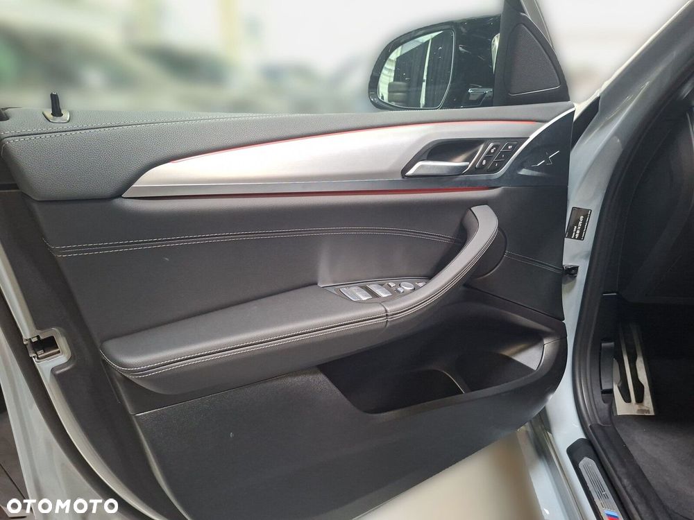BMW X4 - 11