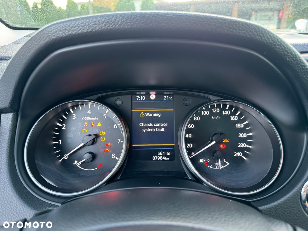 Nissan Qashqai - 12