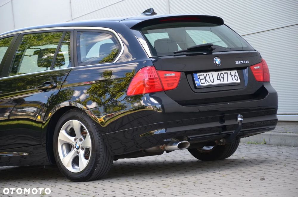 BMW Seria 3 320d Efficient Dynamics - 8