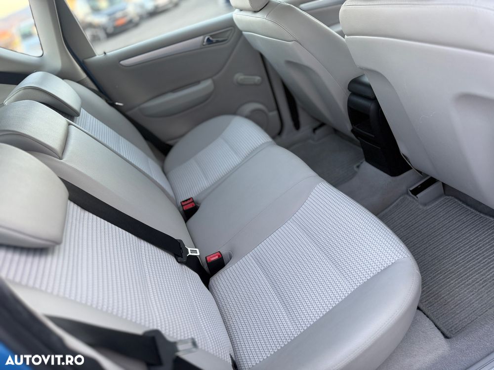 Mercedes-Benz A 150 BlueEFFICIENCY Avantgarde - 7