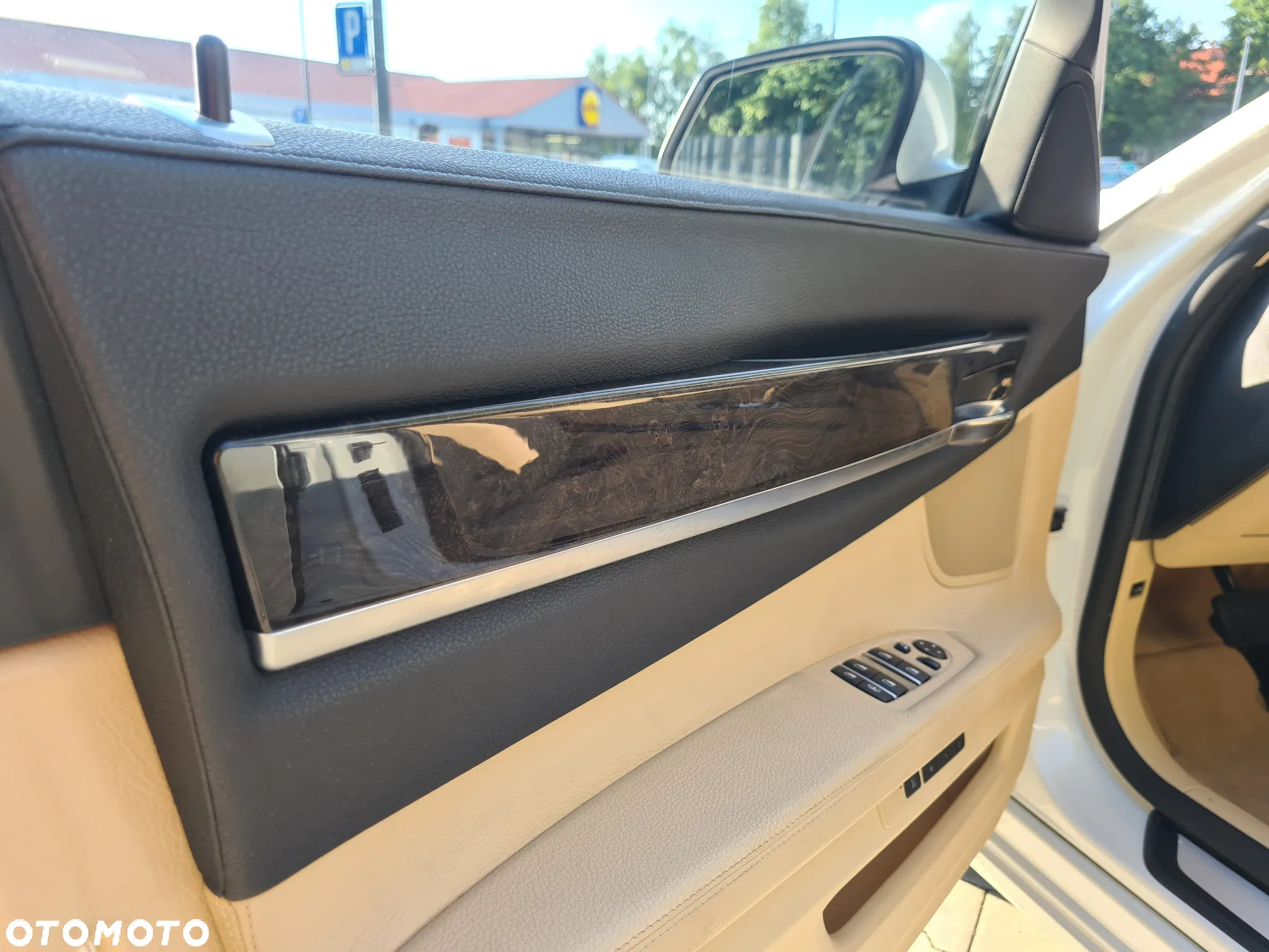 BMW Seria 7 ver-activehybrid - 15