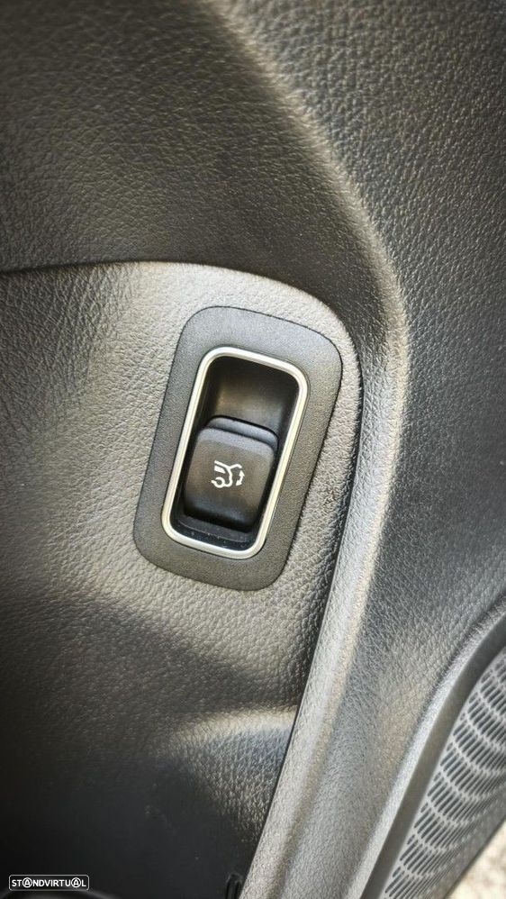 Mercedes-Benz CLA 180 d Shooting Brake Business Solutions Aut. - 19