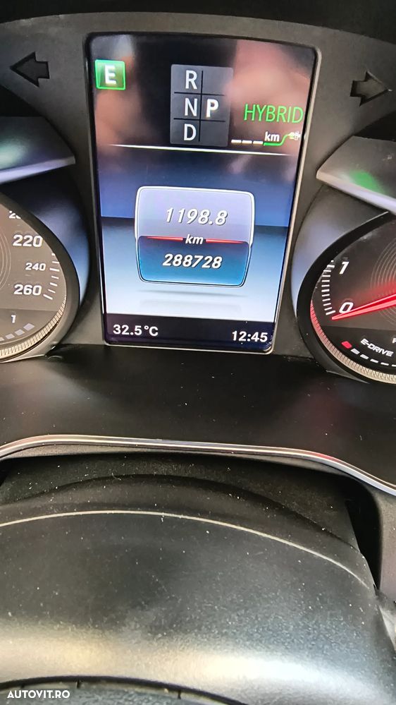 Mercedes-Benz C - 13