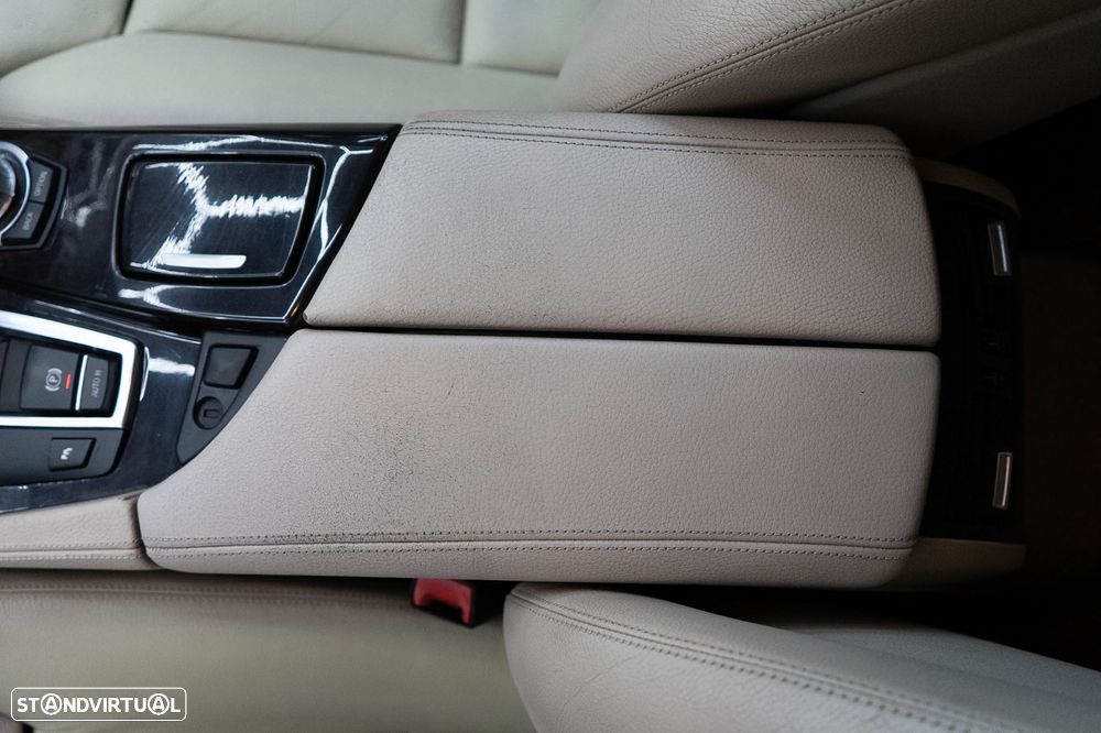 BMW 520 d Pack M Auto - 24