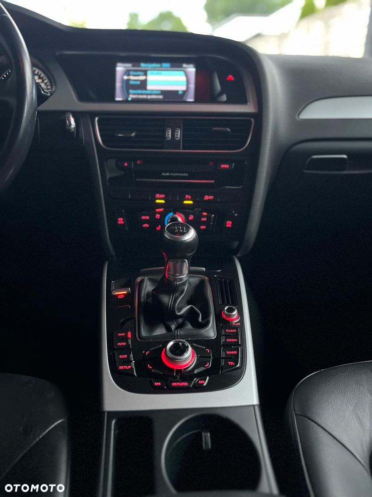 Audi A4 Allroad 2.0 TDI - 31