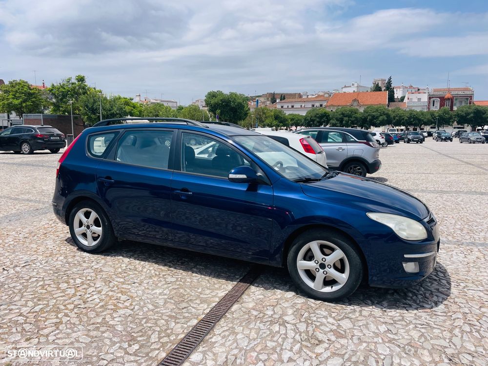 Hyundai i30 CW 1.6 CRDi Comfort - 4