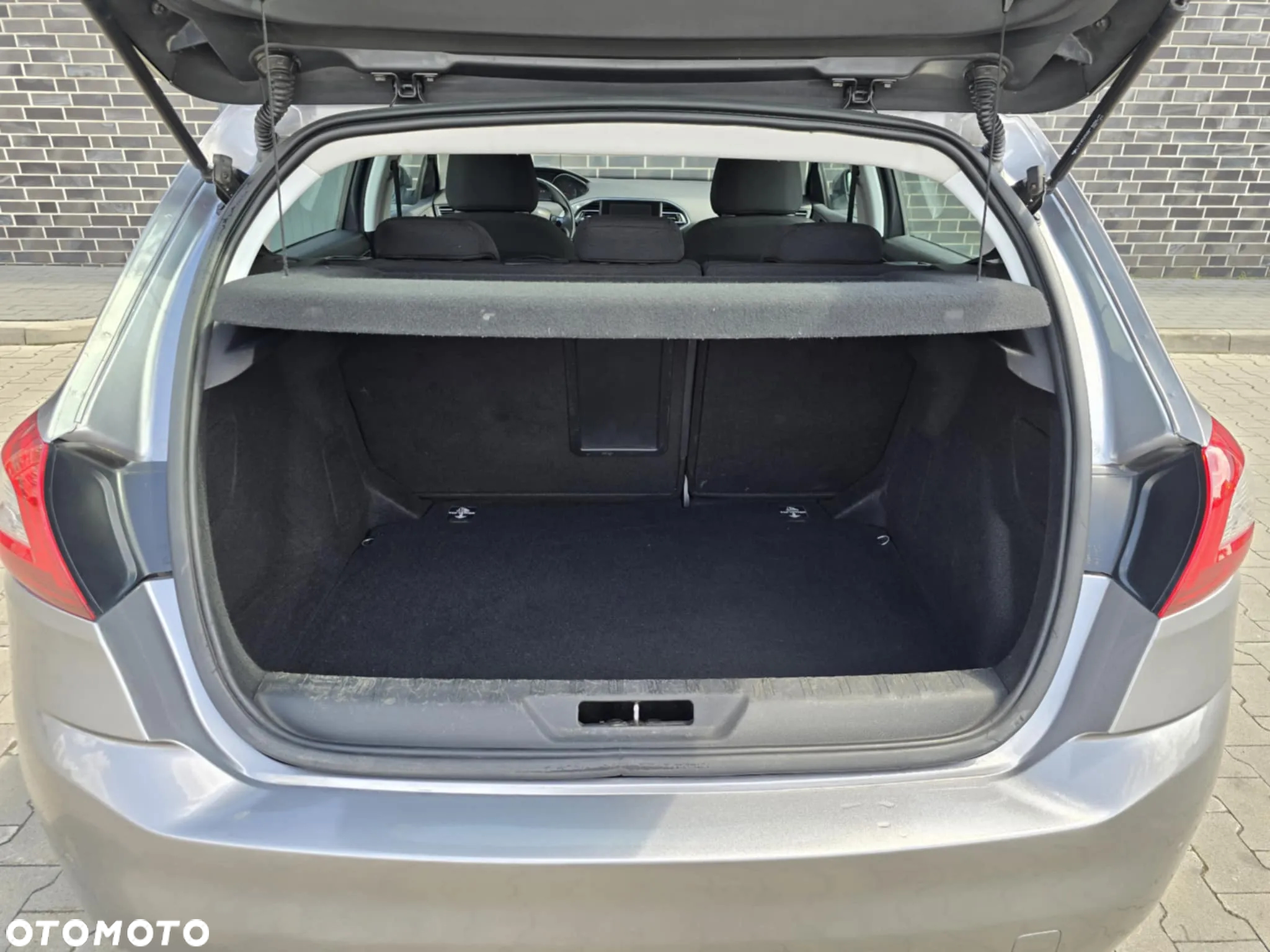 Peugeot 308 1.6 BlueHDi Business Line S&S - 17