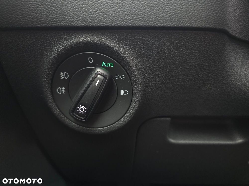 Skoda Karoq 1.5 TSI ACT 4x2 Ambition DSG - 10