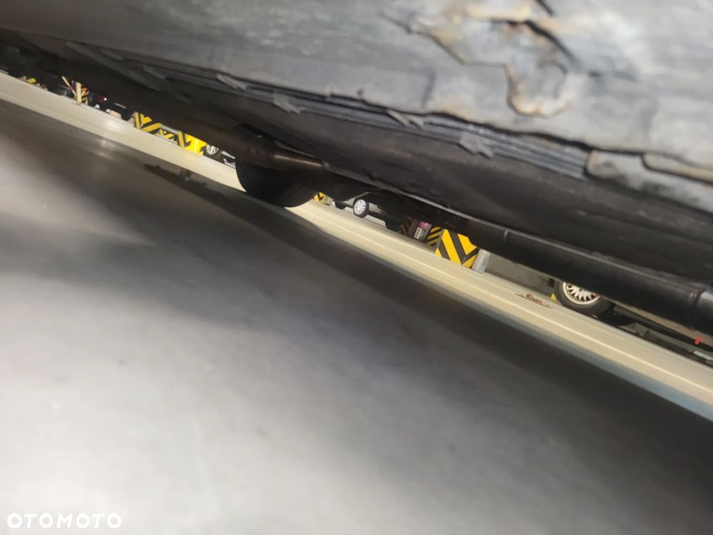 BMW Seria 5 - 19