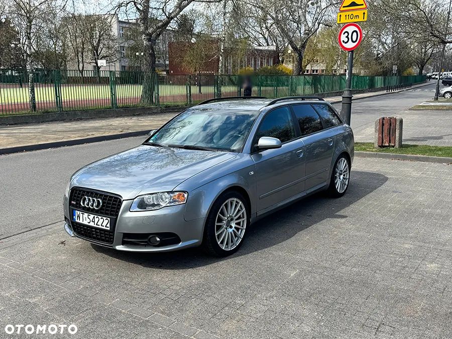 Audi A4 Avant - 1