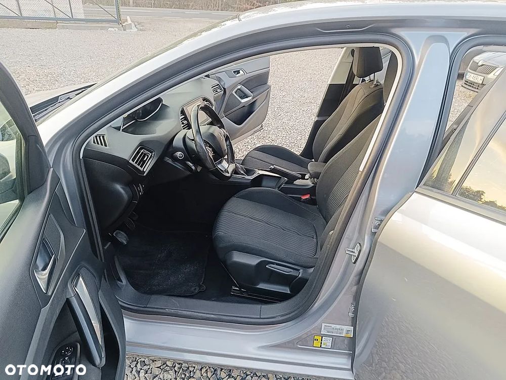 Peugeot 308 1.6 THP Access - 12