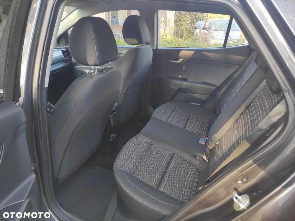 Kia Stonic 1.6 CRDi SCR XL - 16