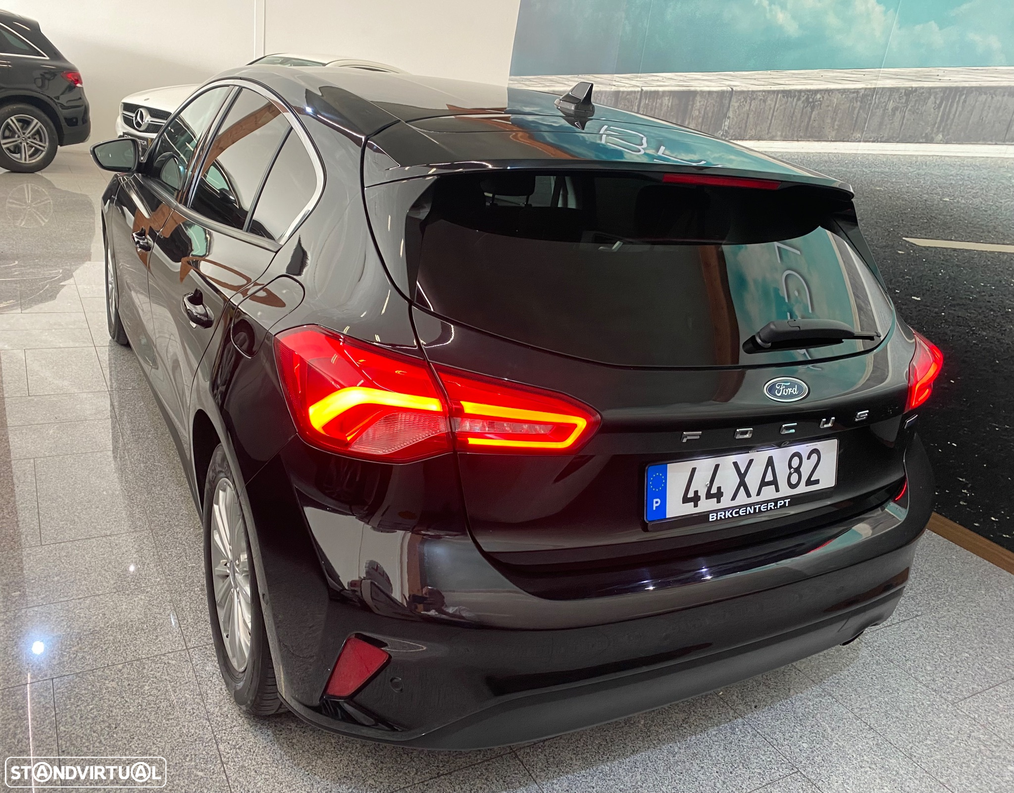 Ford Focus 1.5 TDCi EcoBlue Connected - 4
