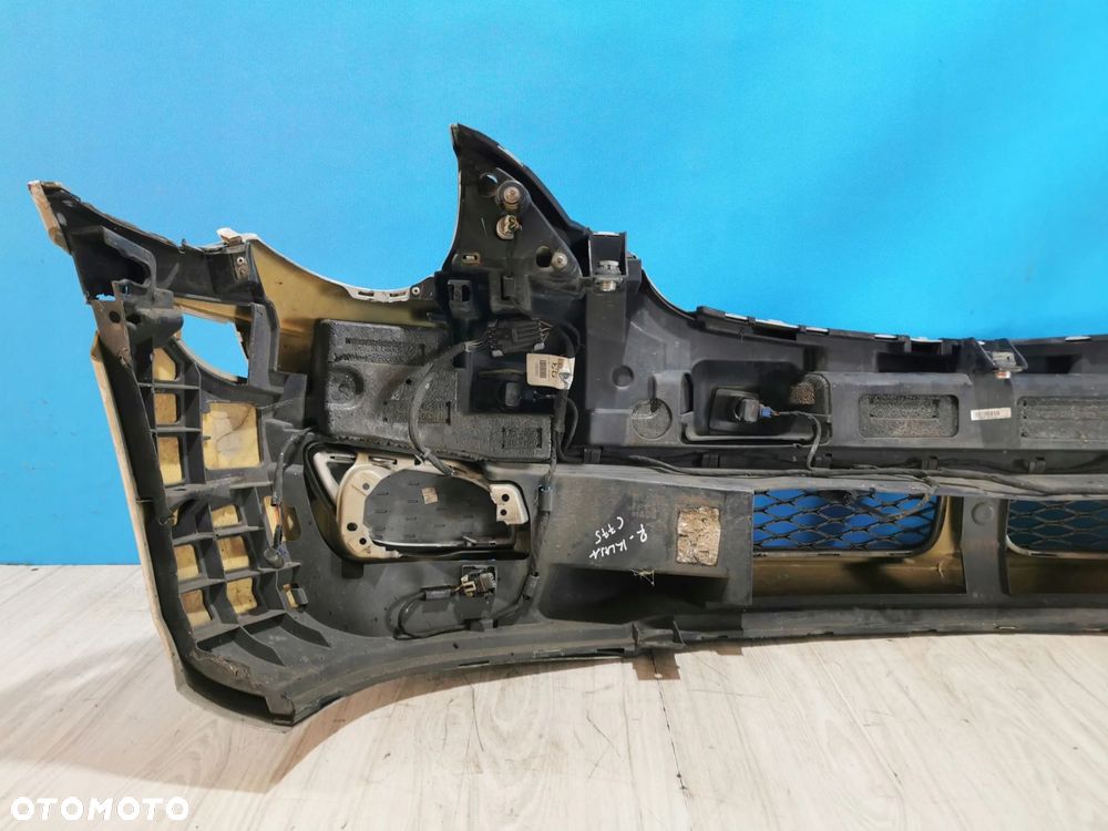 Mercedes R-Klasa W251 zderzak przód przedni C775 PDC - 5