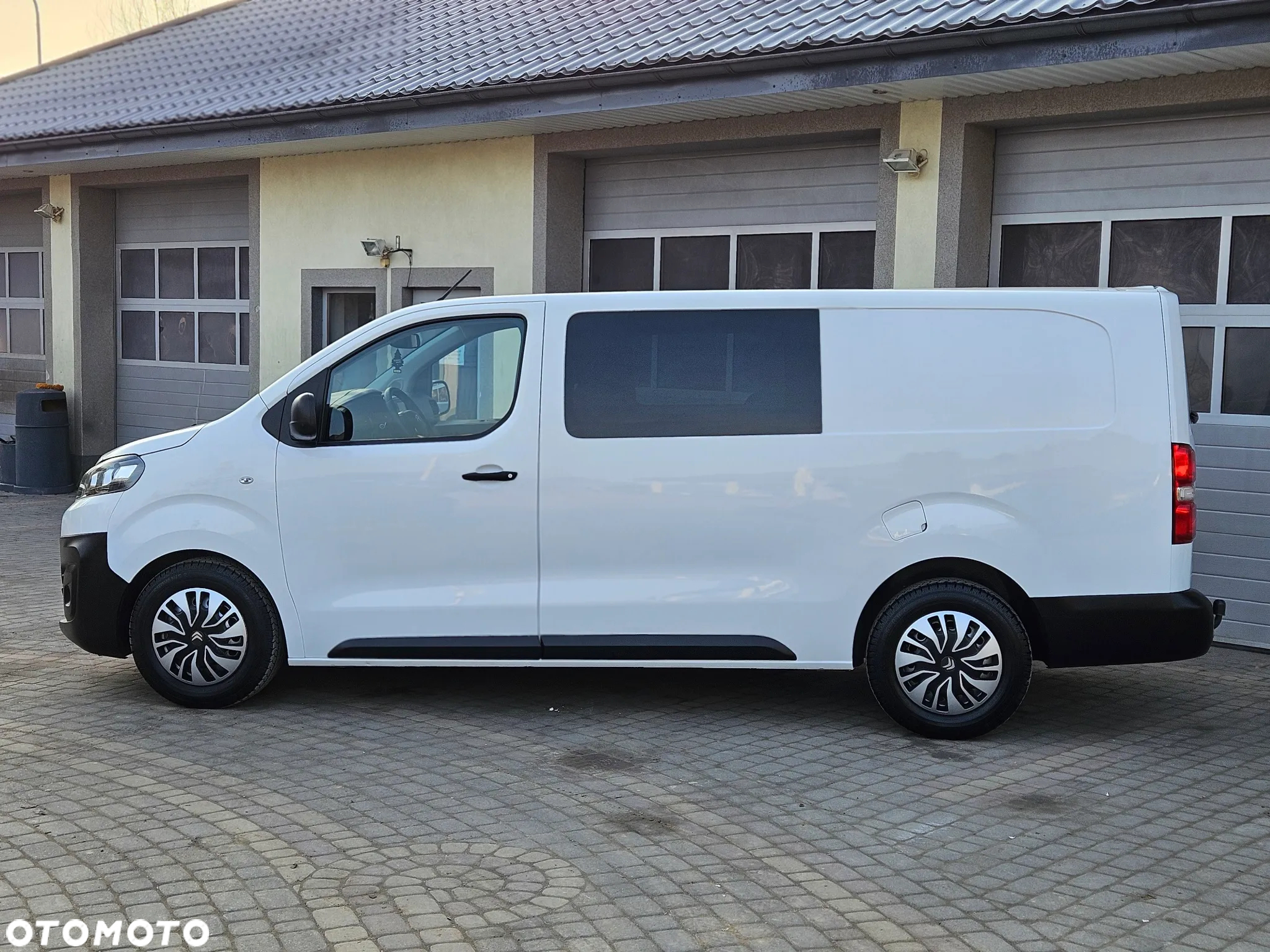 Citroën Jumpy Combi XL BlueHDi 180 EAT8 Club - 10
