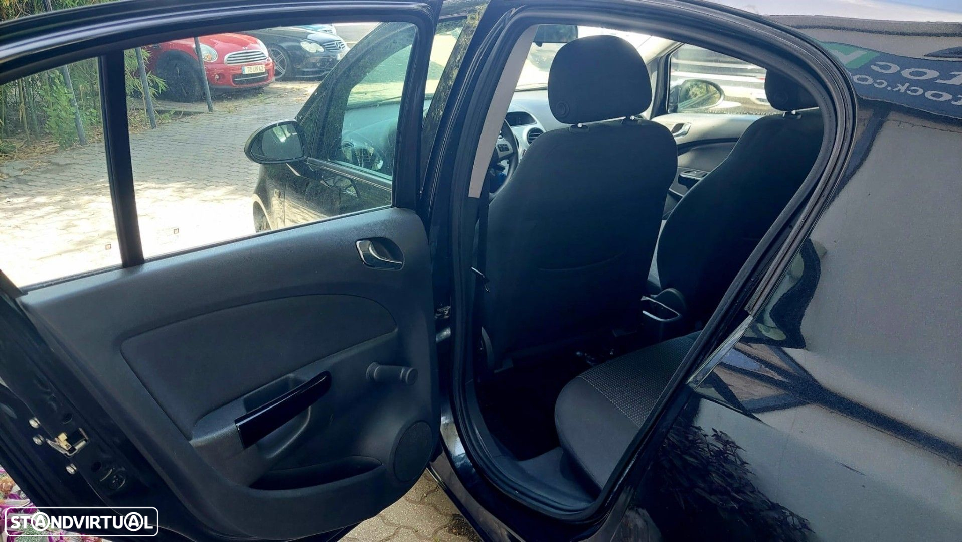 Opel Corsa 1.3 CDTi Enjoy EcoFLEX - 12