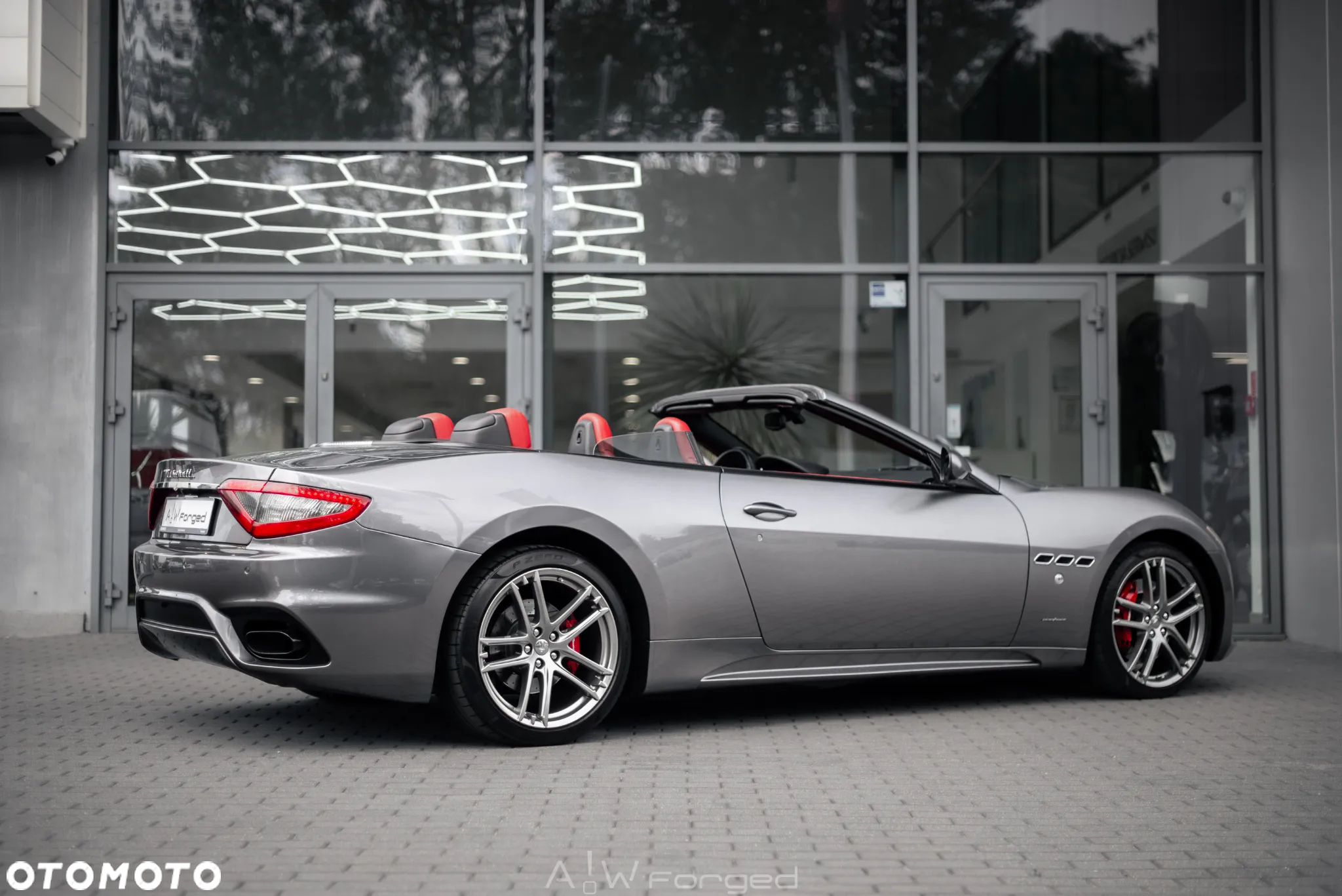 Maserati GranTurismo S Automat - 12