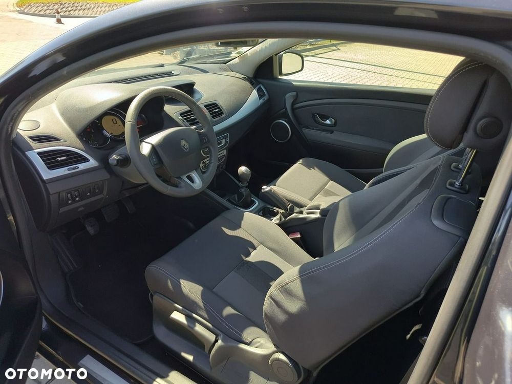 Renault Megane - 9