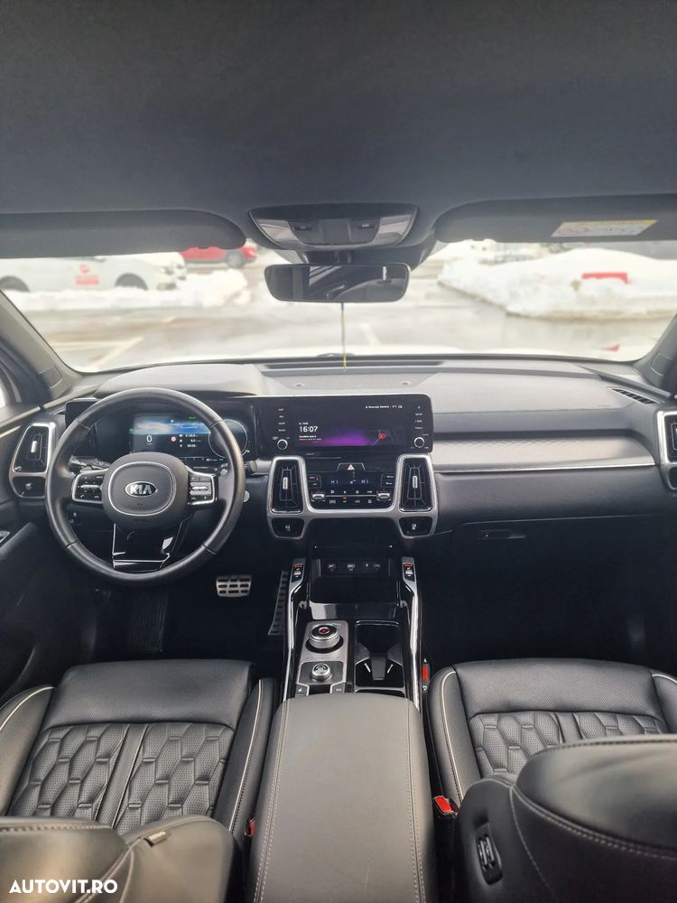 Kia Sorento - 5