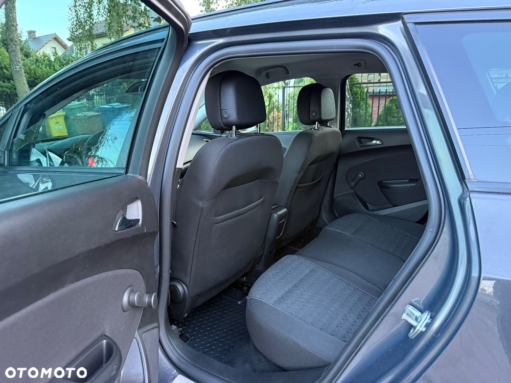 Opel Astra 1.7 CDTI DPF Active - 7