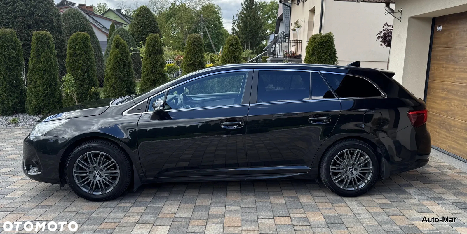 Toyota Avensis Touring Sports 1.8 Business Edition - 3