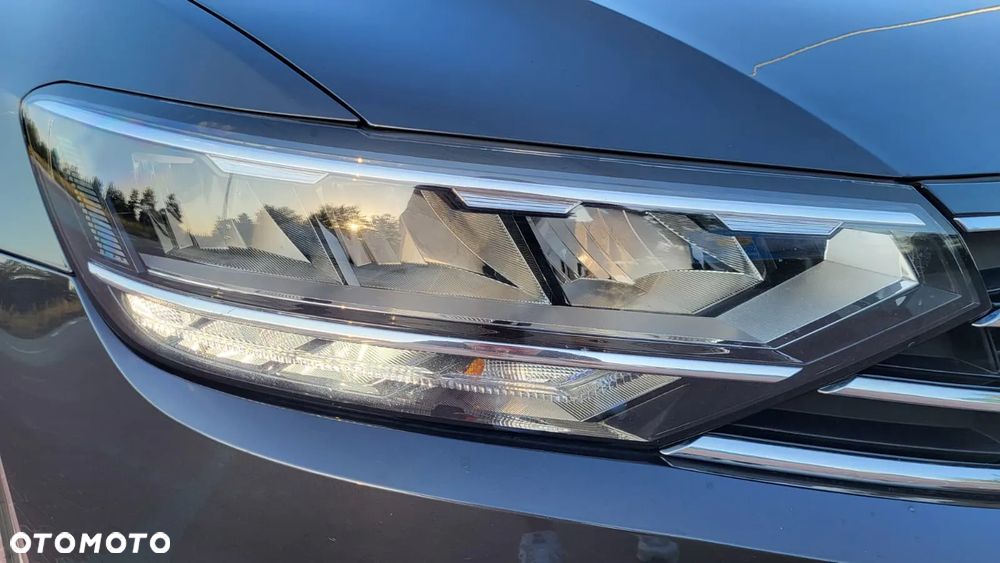 Volkswagen Passat 2.0 TSI Business DSG - 13