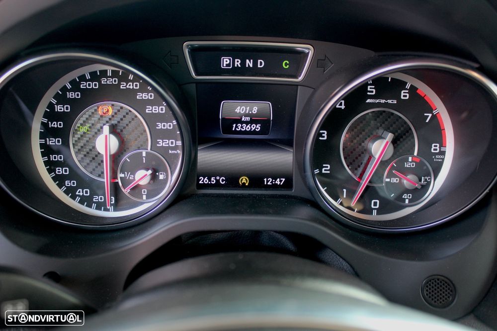 Mercedes-Benz CLA 45 AMG 4Matic 7G-DCT - 10
