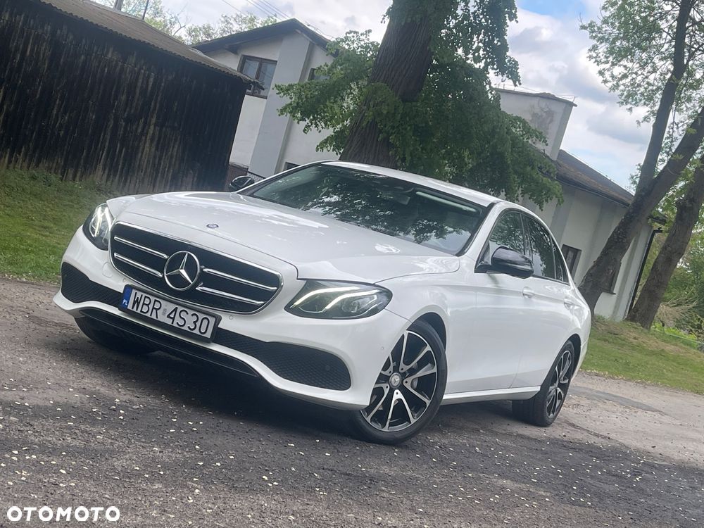 Mercedes-Benz Klasa E 220 d 9G-TRONIC - 2