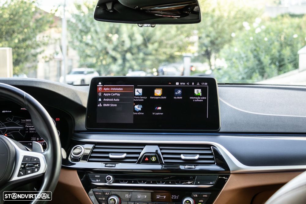 BMW 530 e Pack Desportivo M - 45