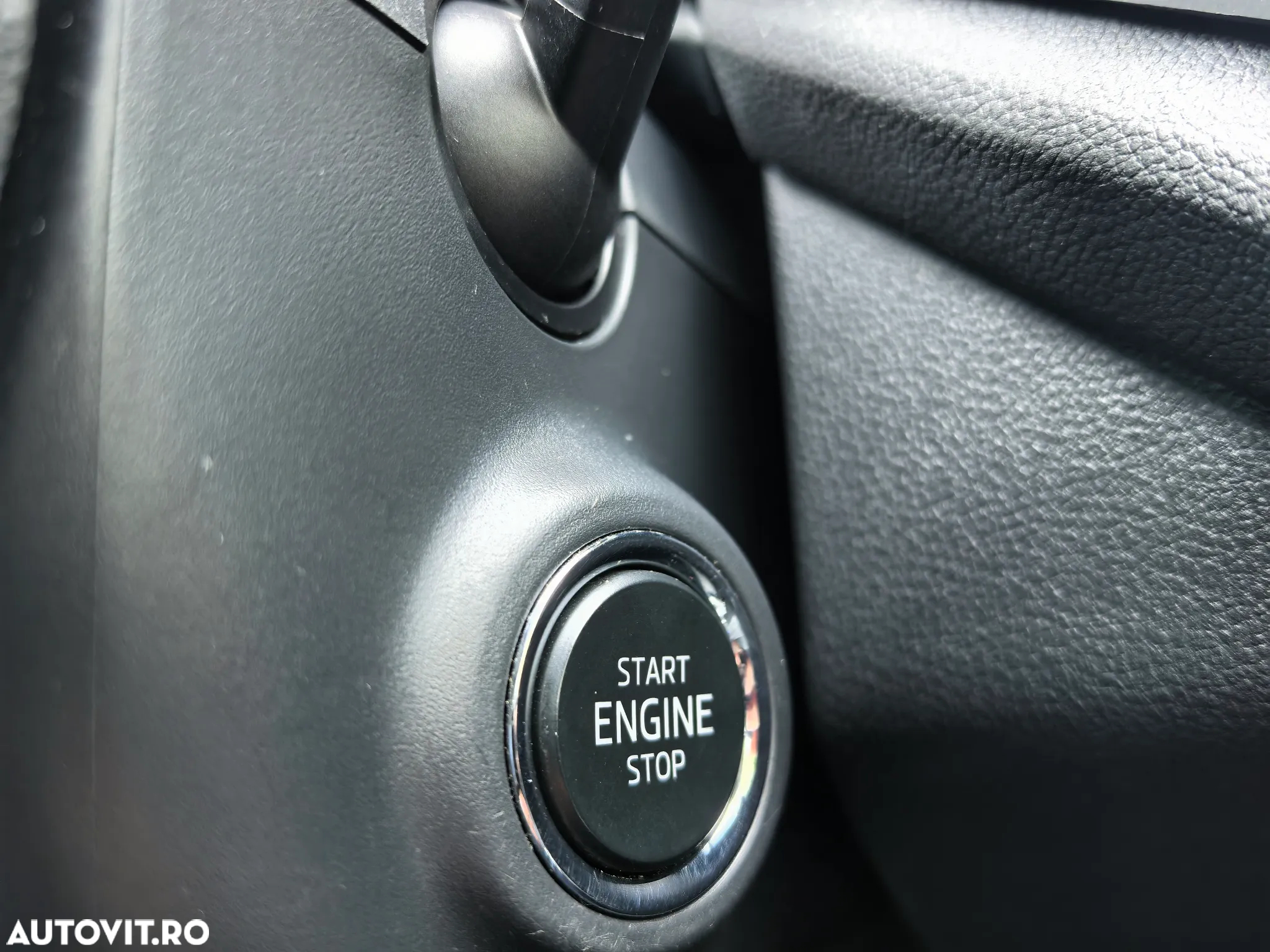 Skoda Octavia Combi 2.0 TDI DSG Style - 31