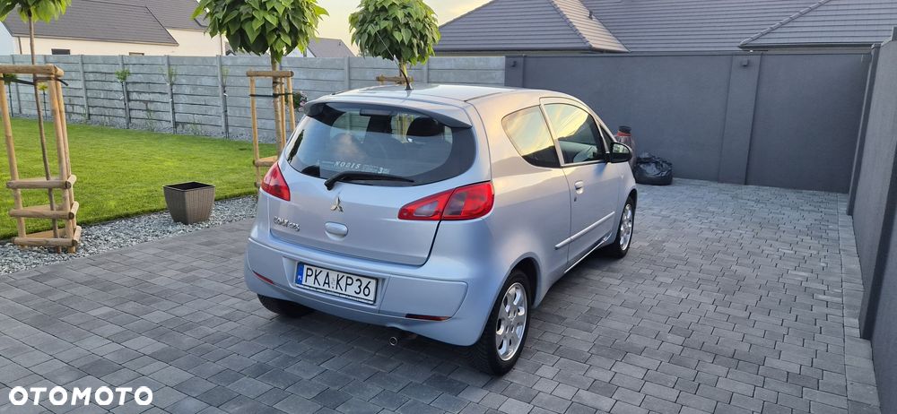 Mitsubishi Colt - 3