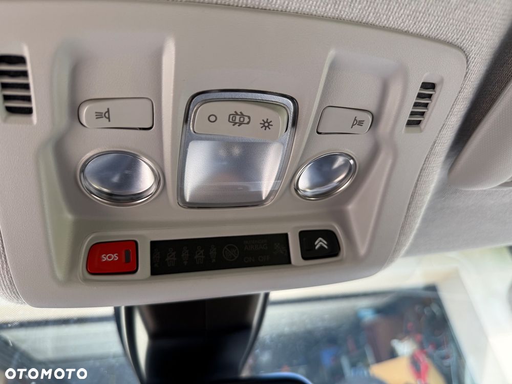 Citroën C3 1.2 PureTech Shine - 16