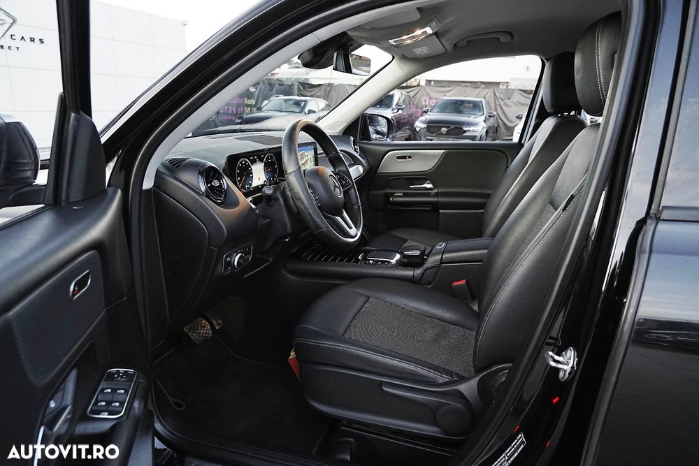 Mercedes-Benz GLB - 13