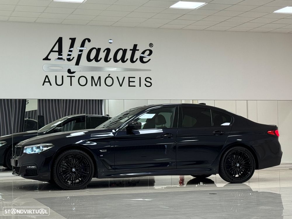 BMW 530 e Pack Desportivo M - 22