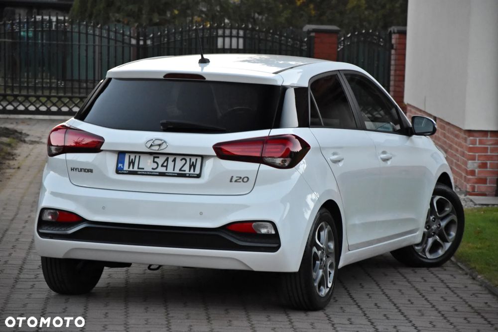 Hyundai i20 - 13
