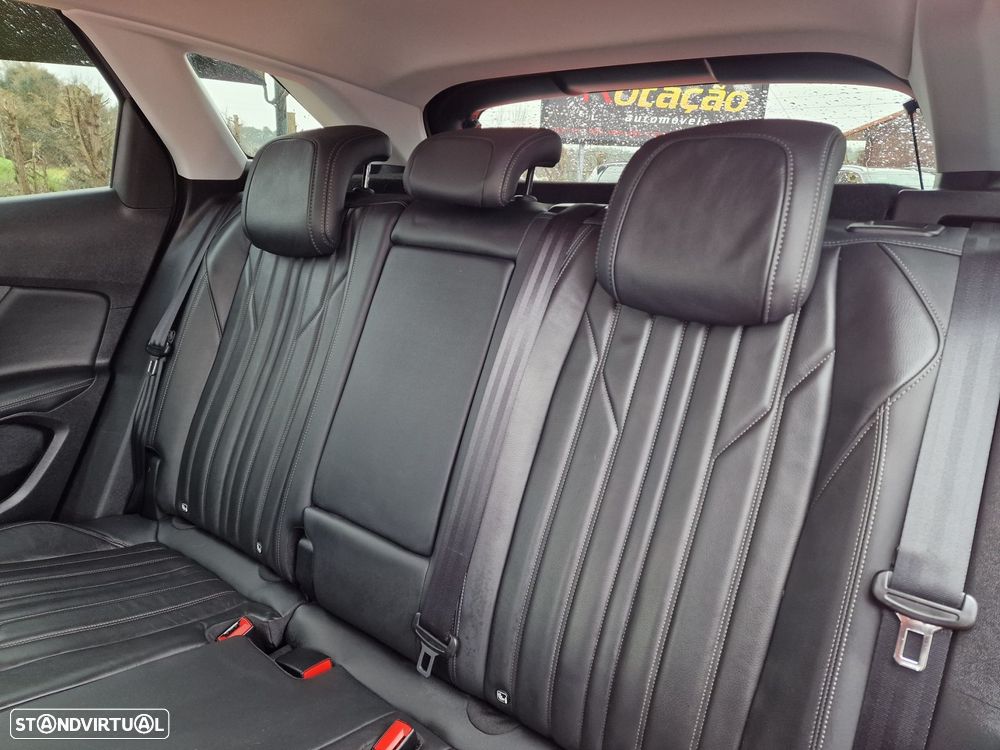 Peugeot 3008 1.2 PureTech Allure Pack EAT8 - 14