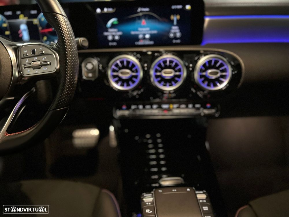 Mercedes-Benz CLA 200 d Shooting Brake AMG Line Aut. - 14