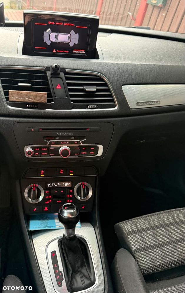 Audi Q3 2.0 TDI Quattro Edycja Specjalna S tronic - 9