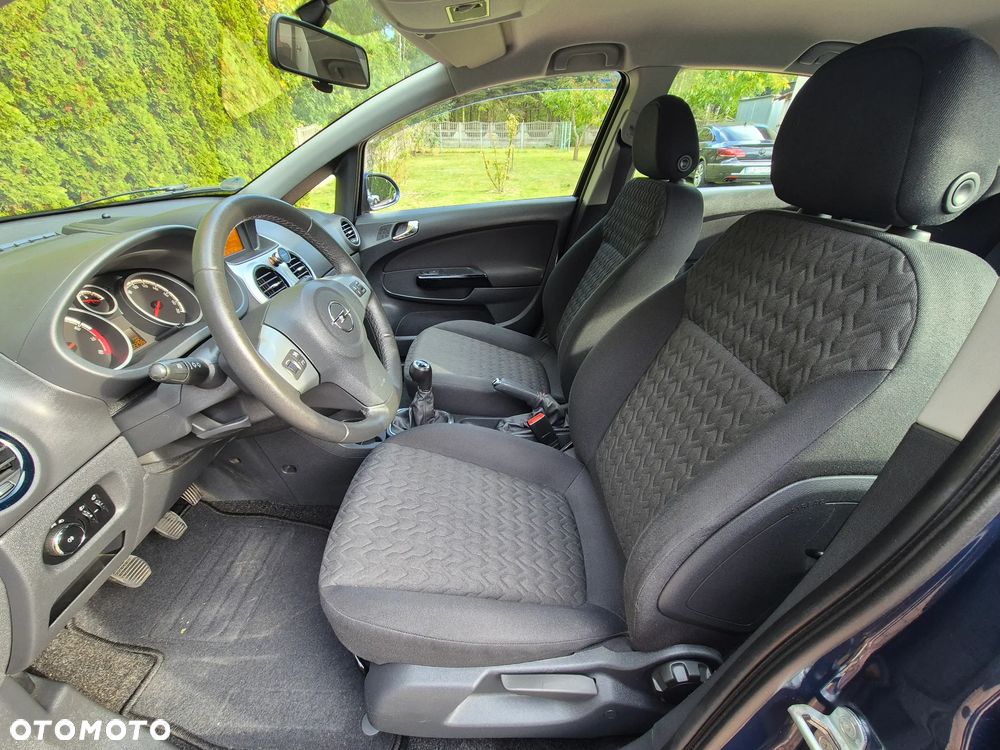 Opel Corsa 1.4 16V Active - 29