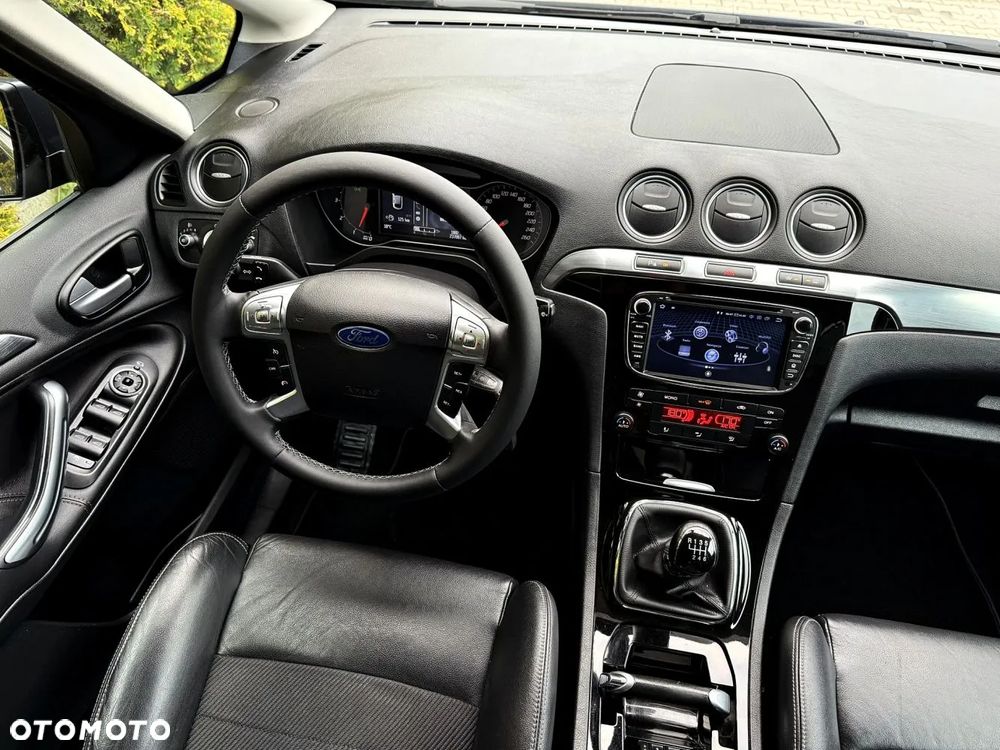 Ford S-Max - 27