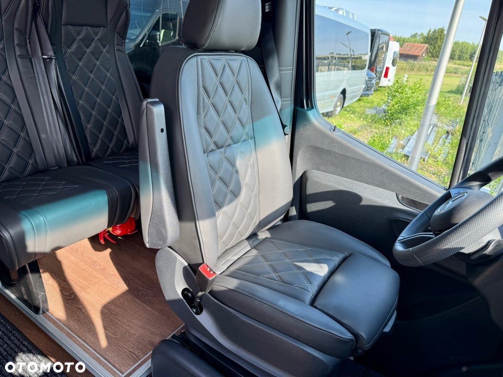 Mercedes-Benz Sprinter 519 Tourist Line GSR II - 13