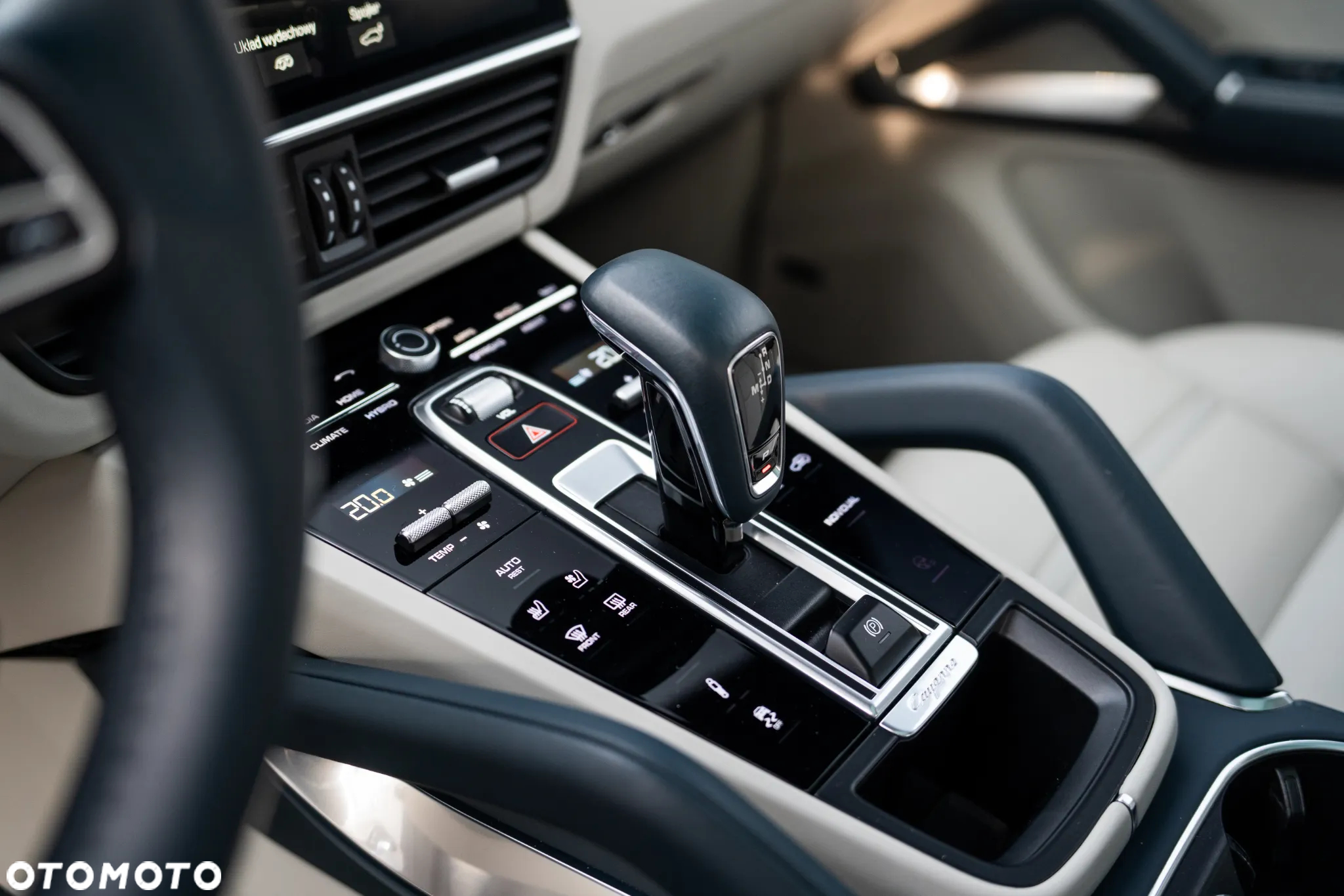 Porsche Cayenne Turbo S E-Hybrid - 16