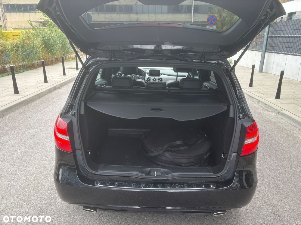 Mercedes-Benz Klasa B 180 (CDI) d 7G-DCT AMG Line - 14