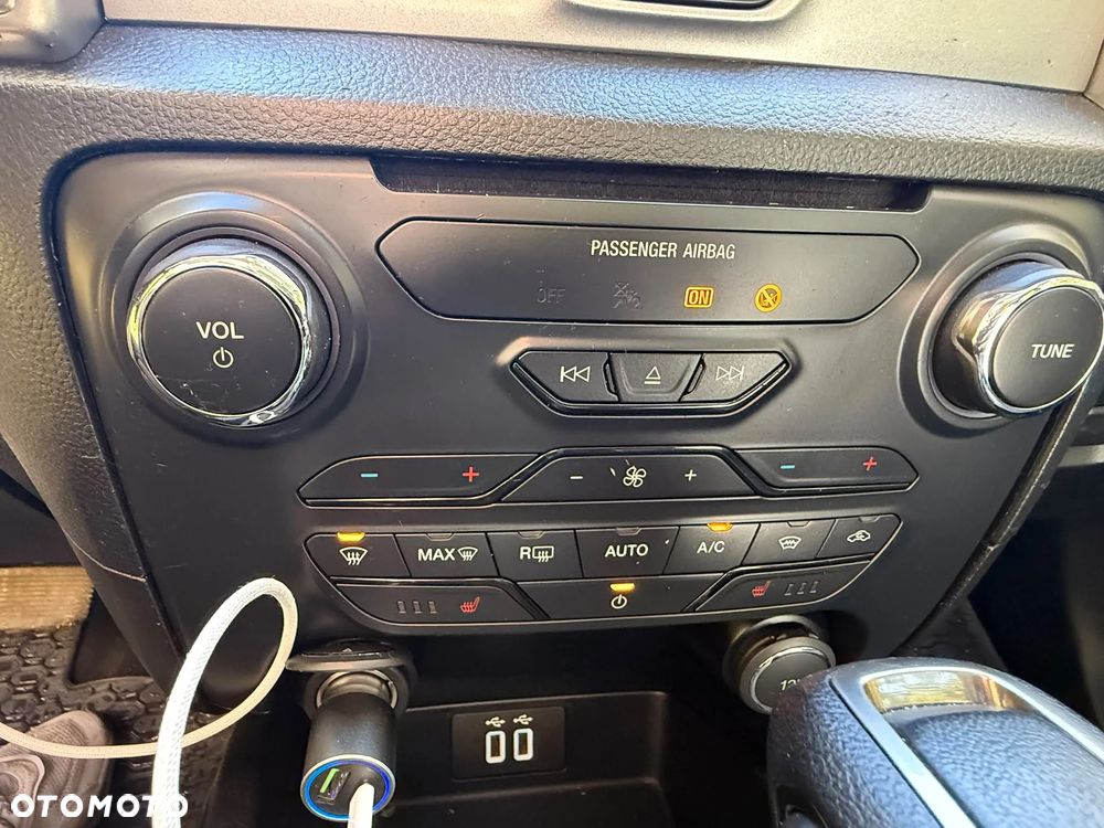 Ford Ranger 2.0 EcoBlue 4x4 DC Limited - 11