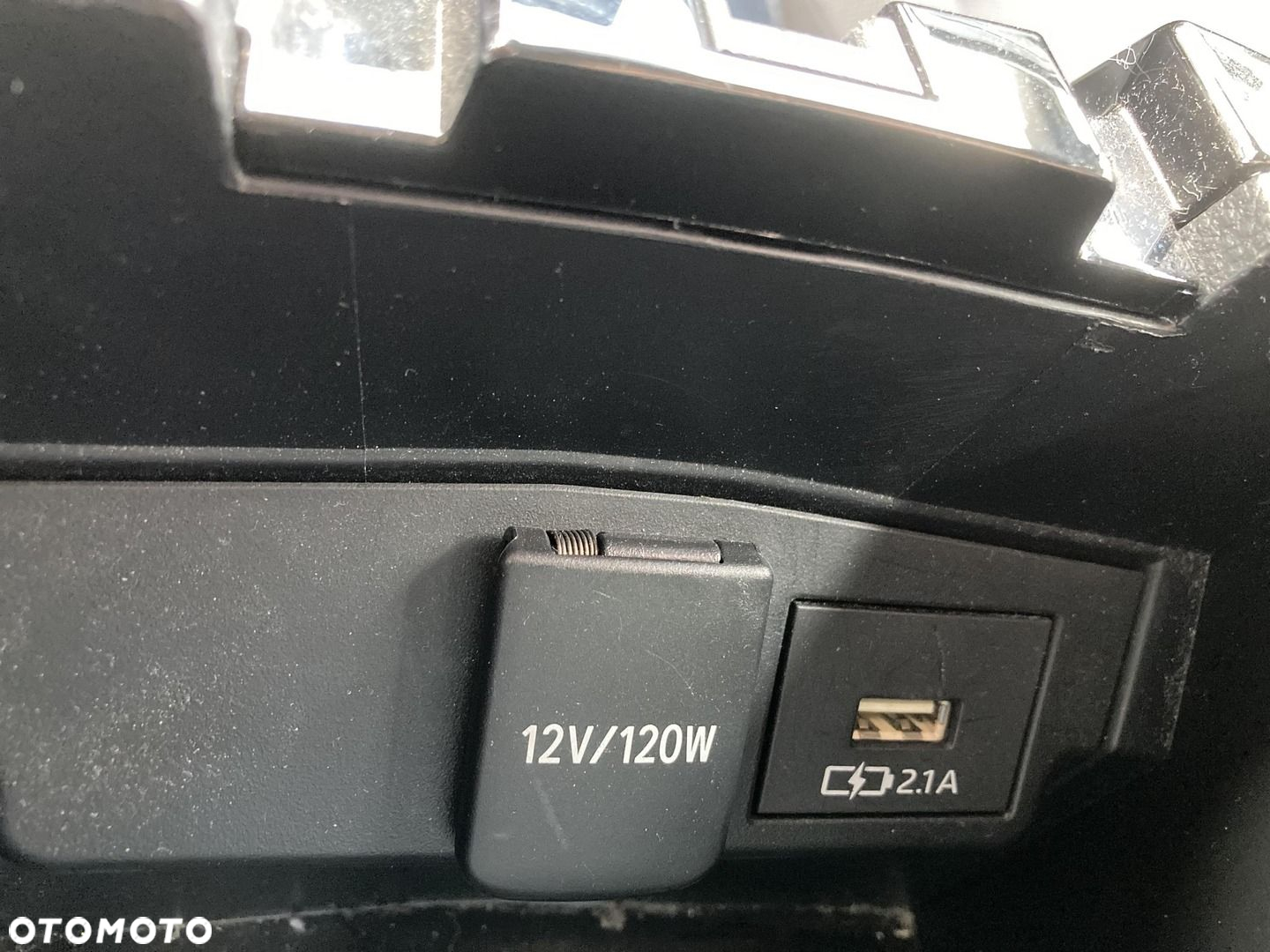 Toyota Corolla 2.0 Hybrid Comfort - 18